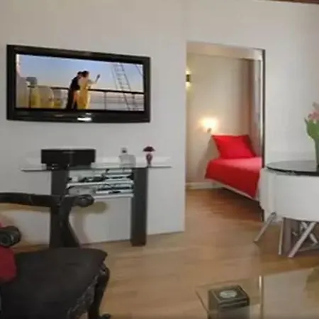 Holidaysinparis-bourg Tibourg Ii Appartamento