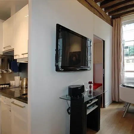 Holidaysinparis-bourg Tibourg Ii Apartamento Paris