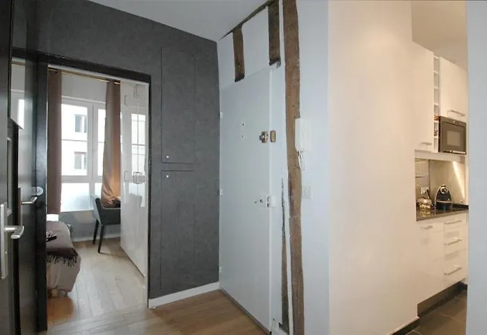 Апартаменты Holidaysinparis-bourg Tibourg Ii Париж