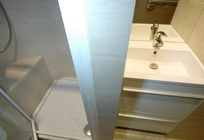 Апартаменты Holidaysinparis-bourg Tibourg Ii Париж